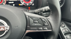 Nissan Juke 1.0 DiG-T N-Connecta 5dr DCT Petrol Hatchback